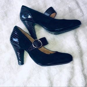Sofft brand black pumps size 9